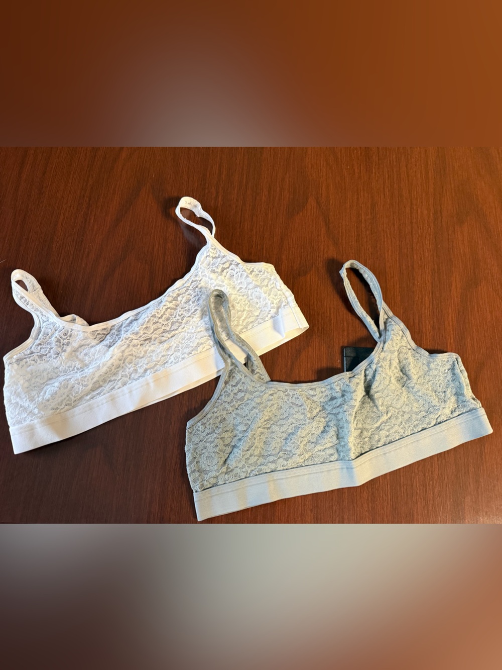 Lace Bralette 2-Pack — White and Light Green
